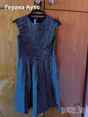 Детски рокли LC WAIKIKI, 10-12г, 140-146 и 146-153, снимка 6 - Детски рокли и поли - 51317225