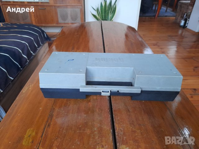 Стара кутия за касети,касетник Norma