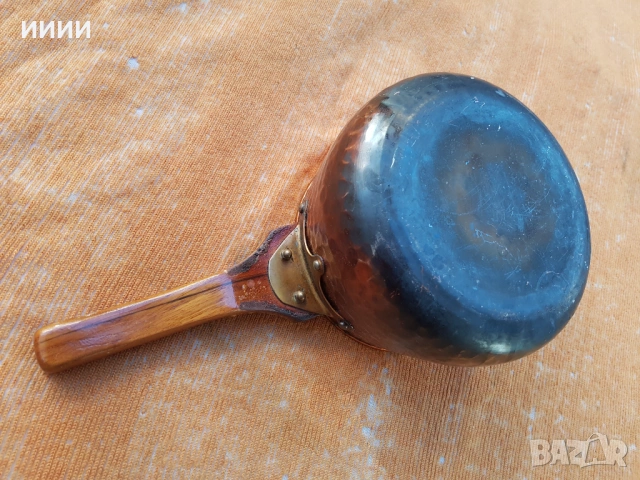 Бакърен тиган с капак, снимка 3 - Антикварни и старинни предмети - 53629716