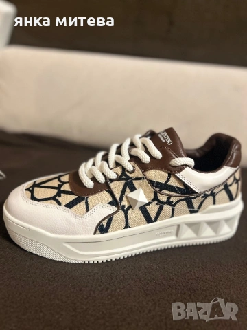 Маратонки Валентино