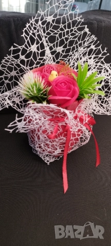 букет сапунени рози, снимка 13 - Романтични подаръци - 52352693