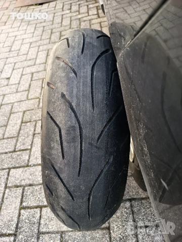 Пистова гума 180 55 17 Bridgestone, снимка 2 - Гуми и джанти - 53695584