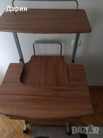 Компактно компютърно бюро с колелца, снимка 4 - Работни маси и бюра - 56345962