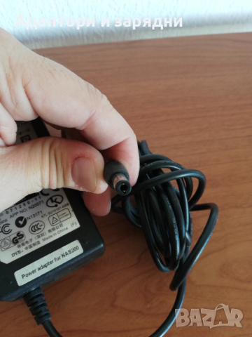 Адаптер Linksys 12v 5A NAS, снимка 3 - Друга електроника - 44519660