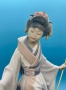Lladro Spain Japanese Geisha “Teruko” w/ Folded Parasol “Гейшата”, снимка 11
