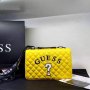 Дамска чанта Guess код 62, снимка 1 - Чанти - 35884254