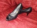 Дамски обувки, снимка 1 - Дамски елегантни обувки - 41062854
