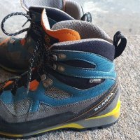 Туристически обувки SCARPA номер 39 и1/2 , боти за планински туризъм, есен-зима, снимка 1 - Други - 41845938