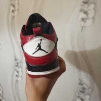 маратонки Jordan Flight 45 Gym Red White номер 41,5-42, снимка 8 - Маратонки - 40352208