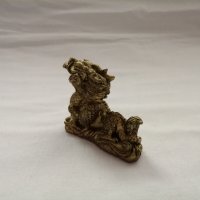 Сувенир малка статуетка китайски дракон в бронзов цвят, снимка 7 - Декорация за дома - 44466513
