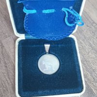 Сребърен медальон зодия Водолей, снимка 2 - Колиета, медальони, синджири - 41732987