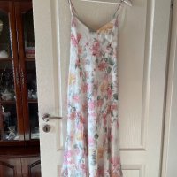 Нова ефирна дълга елегантна рокля флорален принт нежни цветя , снимка 4 - Рокли - 41612577