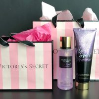 Victoria’s Secret Love Spell Shimmer подаръчни комплекти с блестящи частици, лосиони, спрейове, снимка 2 - Подаръци за жени - 34834220