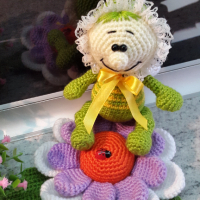 Плетена играчка Буболечка+голямо цвете, Плетени, ръчно изработени., снимка 12 - Романтични подаръци - 32279475