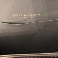 Тъмно сребриста със злaтисти елементи чанта dolce & gabbana original, снимка 4 - Чанти - 40162044