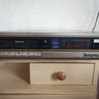 Продавам Betamax Видеорекордер Sony SL-200ME, снимка 2 - Плейъри, домашно кино, прожектори - 34186965