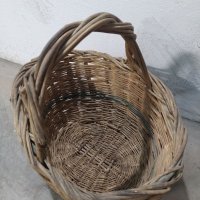 Продавам плетени кошници, плетен панер и плетена стъклена дамаджана от старо време., снимка 14 - Декорация за дома - 41775692