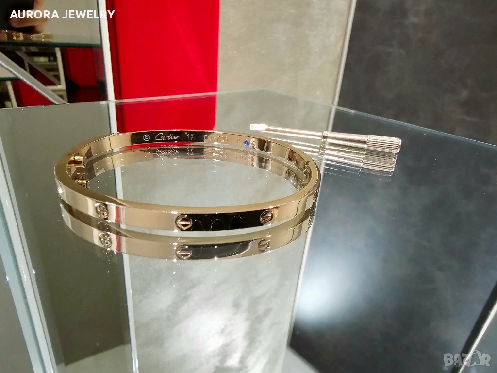 CARTIER Love Rose Gold Classic Small Model Гривна с Отверка, снимка 1