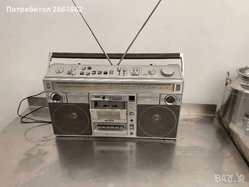 Радиокасетофон HITACHI , снимка 1