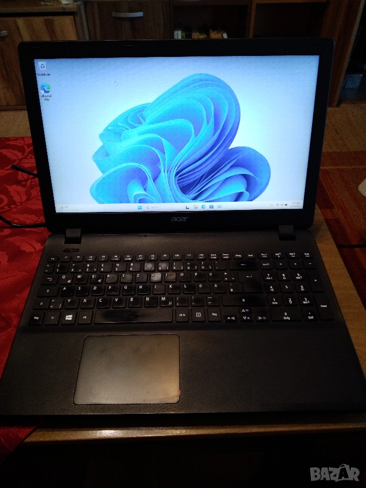 Лаптоп ACER Aspire ES1-512, снимка 1