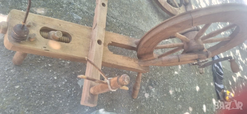 Два чакръка за предене, снимка 1