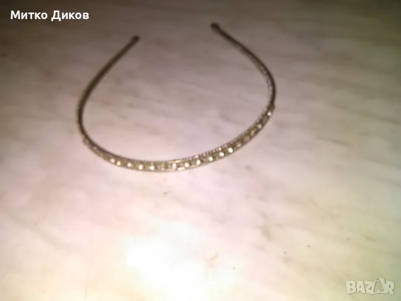 диадема с 23 кристали отлична, снимка 1