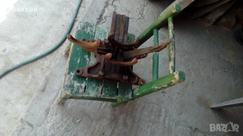 Продавам комплект вилки за скоростна кутия на Болгар и други части , снимка 1