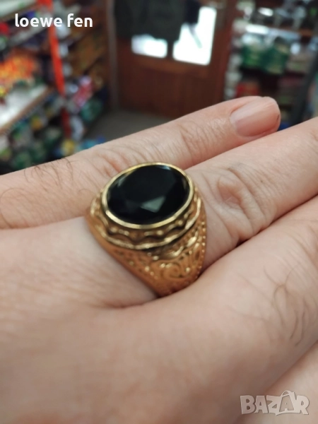 Мъжки овален пръстен с черен камък неръждаема стомана , много красив!, снимка 1