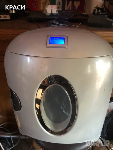 продавам хладилник на 12-220 волта, снимка 1