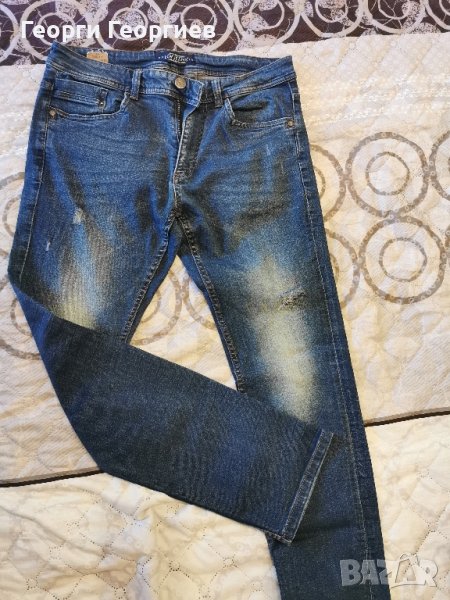 Мъжки дънки с избелен и леко прокъсан ефект, снимка 1