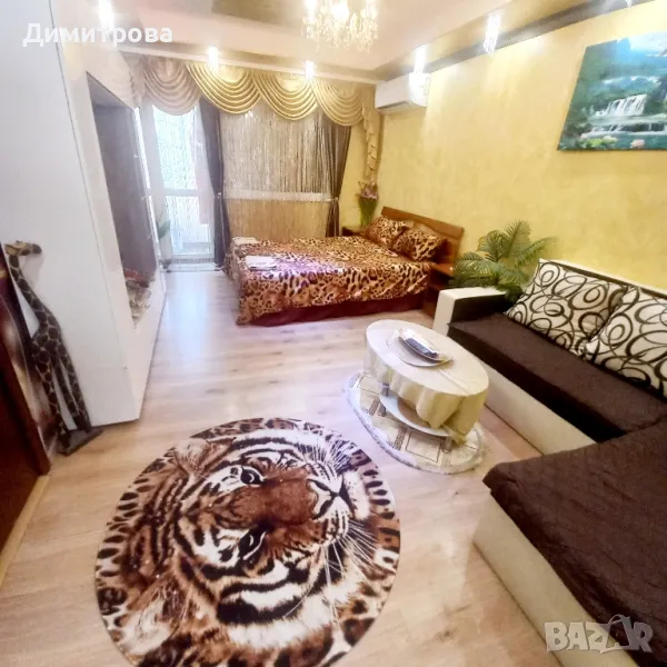 Едностаен апартамент в центъра на Бургас наем на ден или месечно , снимка 1