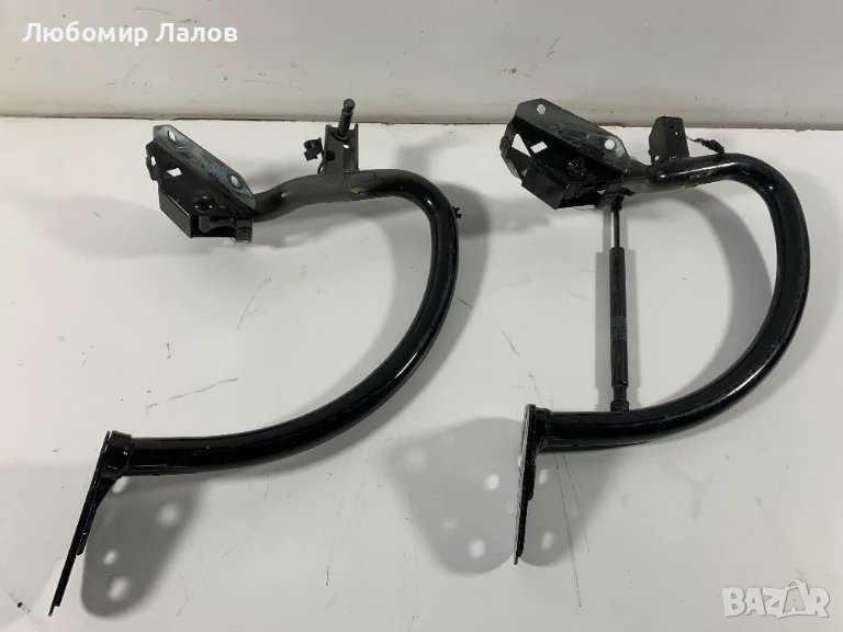 Панти багажник Audi A5 S5 8T0827302D 8T0827301D , снимка 1