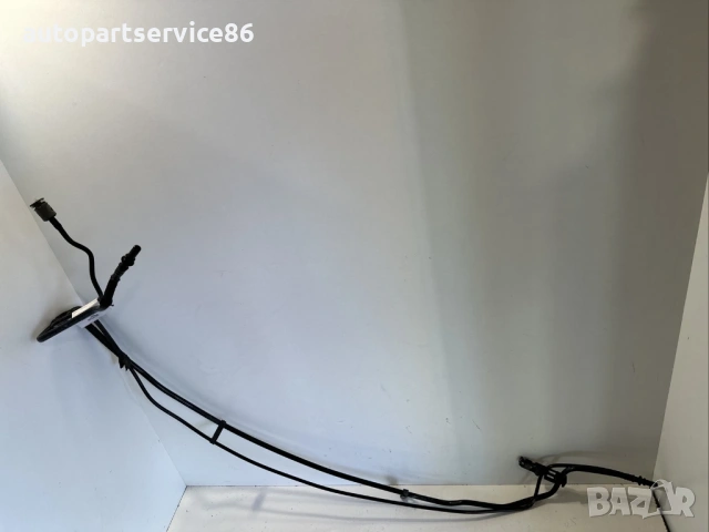 Тръба за Горивопровод за Peugeot 3008 1.2T (2022) 65000 км 9829297680, снимка 3 - Части - 53590861