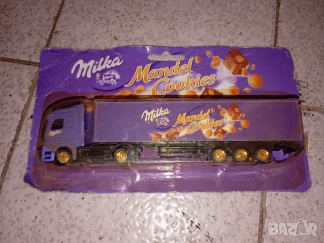 фигурки милка, снимка 3 - Колекции - 23558502