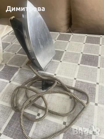 Руска електрическа ютия