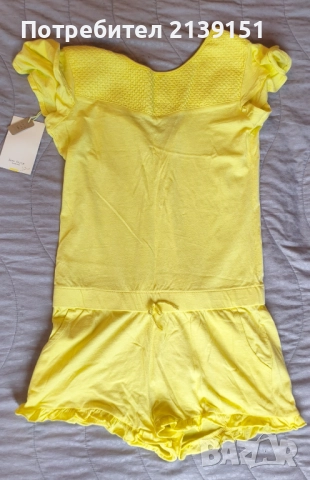 Момичешки дрехи. Нови с етикет