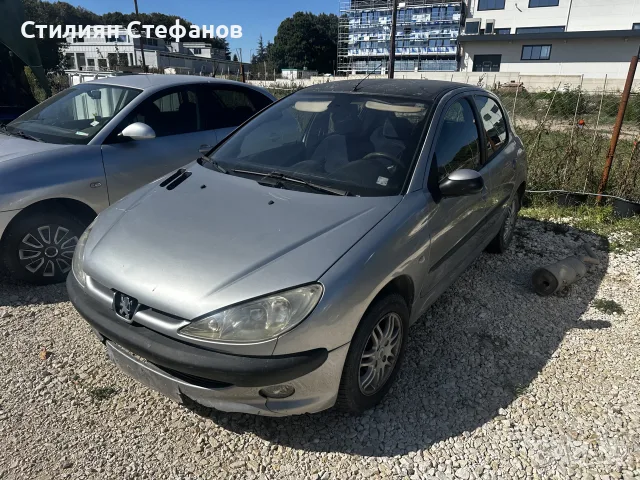 Peugeot 206

1.4 бензин 88 к.с, 2004г