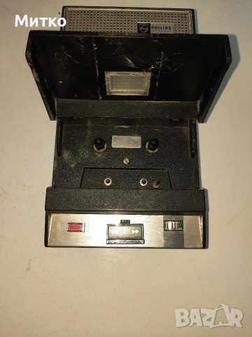 Ретро моно журналистически касетофон марка PHILIPS, снимка 3 - Антикварни и старинни предмети - 53624544