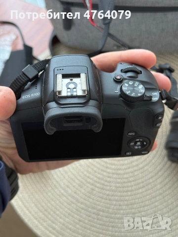 Canon EOS R100 + RF-S 18-45mm IS STM (Перфектно сьстояние), снимка 2 - Фотоапарати - 53824521