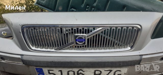 Предна Броня+Решетка  Volvo V70.. 2004 Година.  Волво В70., снимка 8 - Части - 32554810