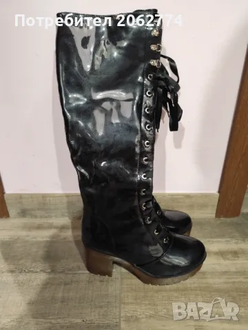 Дамски ботуши лачени