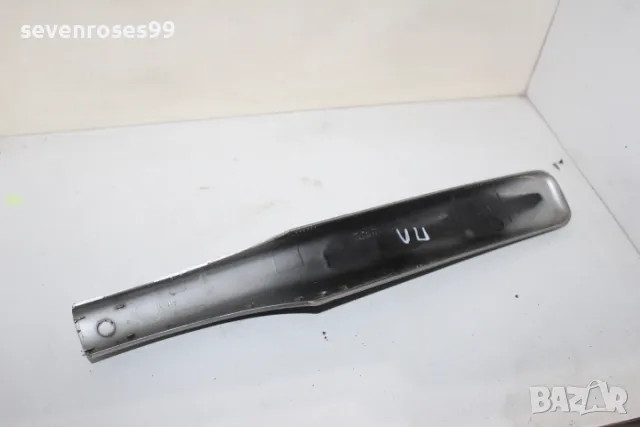 Капачка шпригли предна лява Пежо 307 св комби 2002 1.6i Peugeot 307SW, снимка 3 - Части - 48252832