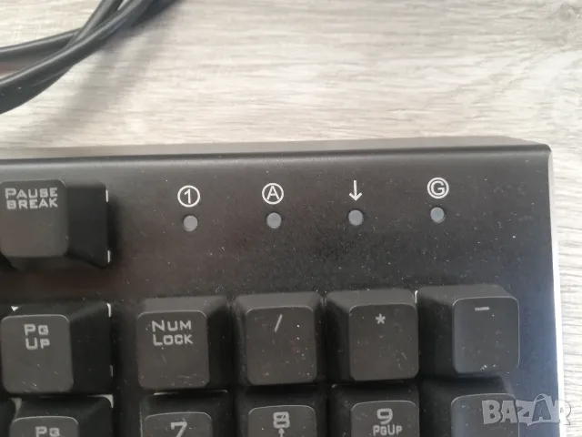 TRUST GXT 890 Cada механична клавиатура с RGB подсветка, снимка 5 - Клавиатури и мишки - 56119232