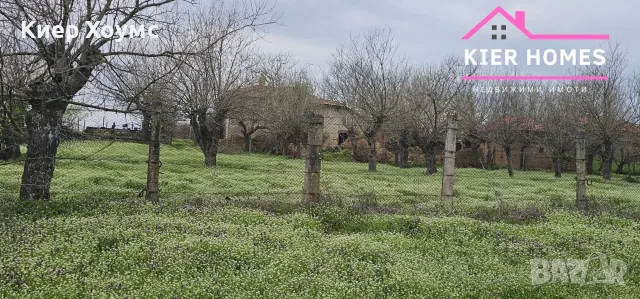 Едноетажна къща с голям двор в с. Елена, обл. Хасково, снимка 5 - Къщи - 56198470