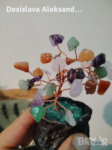 Дървото на живота с естествени камъни микс: авантюрин, аметист, розов кварц, планински кварц, карнео, снимка 2 - Колекции - 50924083