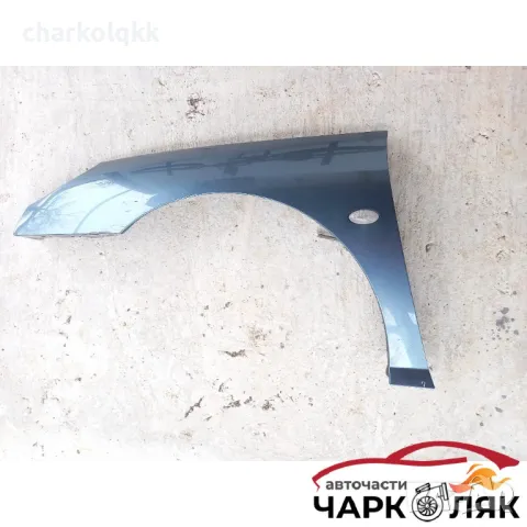 Калник ляв Пежо 407 2.0хди (к), снимка 2 - Части - 47875956