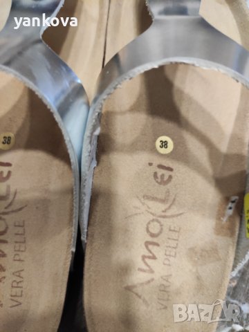 Естествена кожа, сребърни, чисто нови, снимка 2 - Дамски ежедневни обувки - 41341697