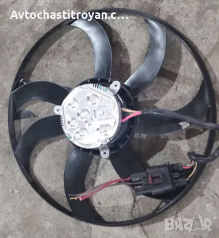 Перка охлаждане Skoda Octavia 2010 Комби, снимка 3 - Части - 47546949