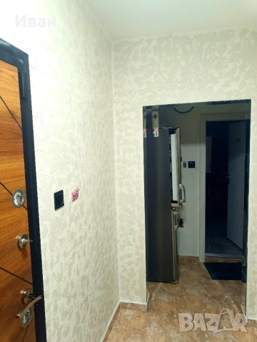 Апартамент в кв. Изток, снимка 7 - Апартаменти - 53418692