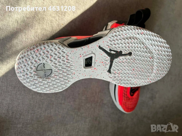 Мартонки NIKE AIR  JORDAN  N.42 - 26.5 см, снимка 4 - Маратонки - 53621040